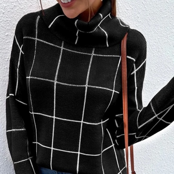 NWT, Lavishly Paris Women's Black Grid Pattern Turtleneck  Sweater. - Picture 8 of 16